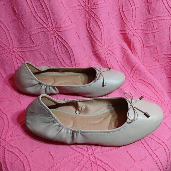 Lane Bryant Cream Ballerina Flats Size 10W - Picture 2 of 9